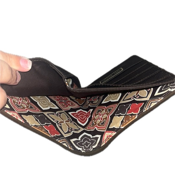 Vera Bradley Colorful Quilted Patterned Cream & Brown Wallet - Picture 9 of 11
